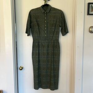 Hunter green vintage day dress with side zipper
